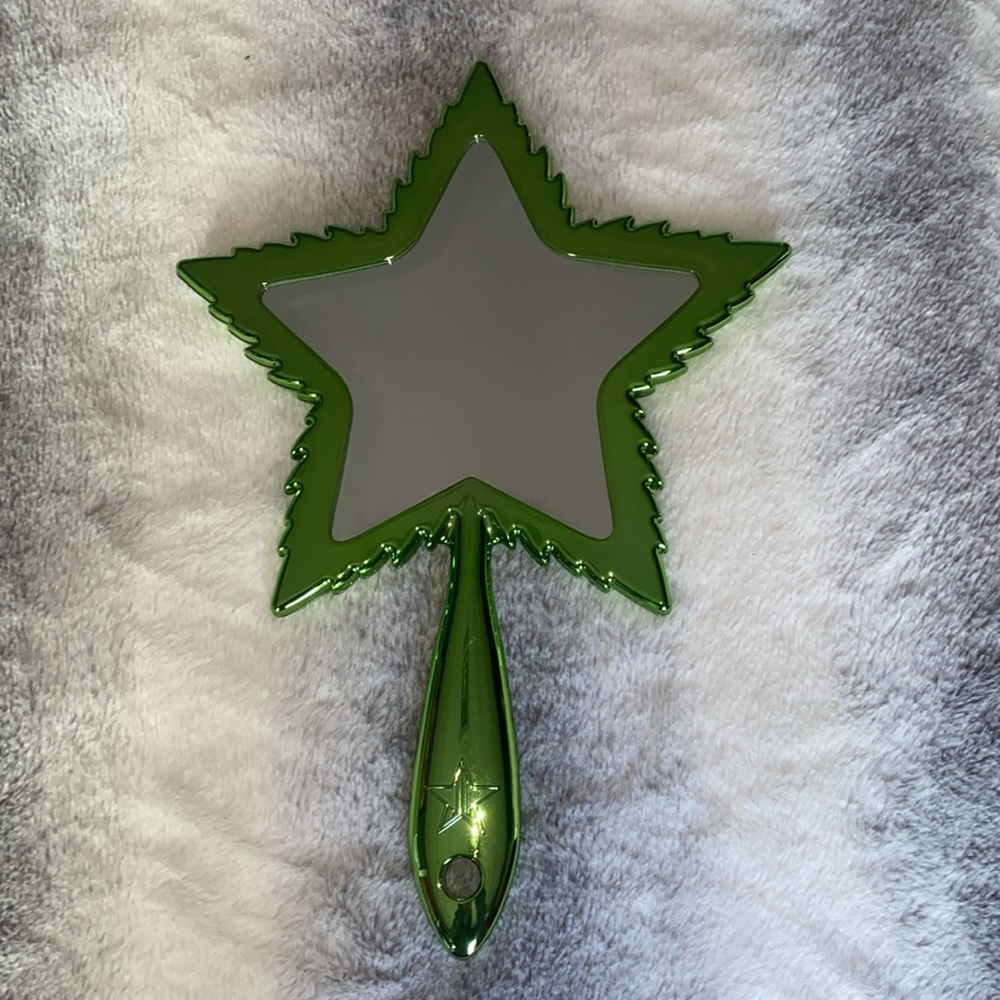 Hand mirror